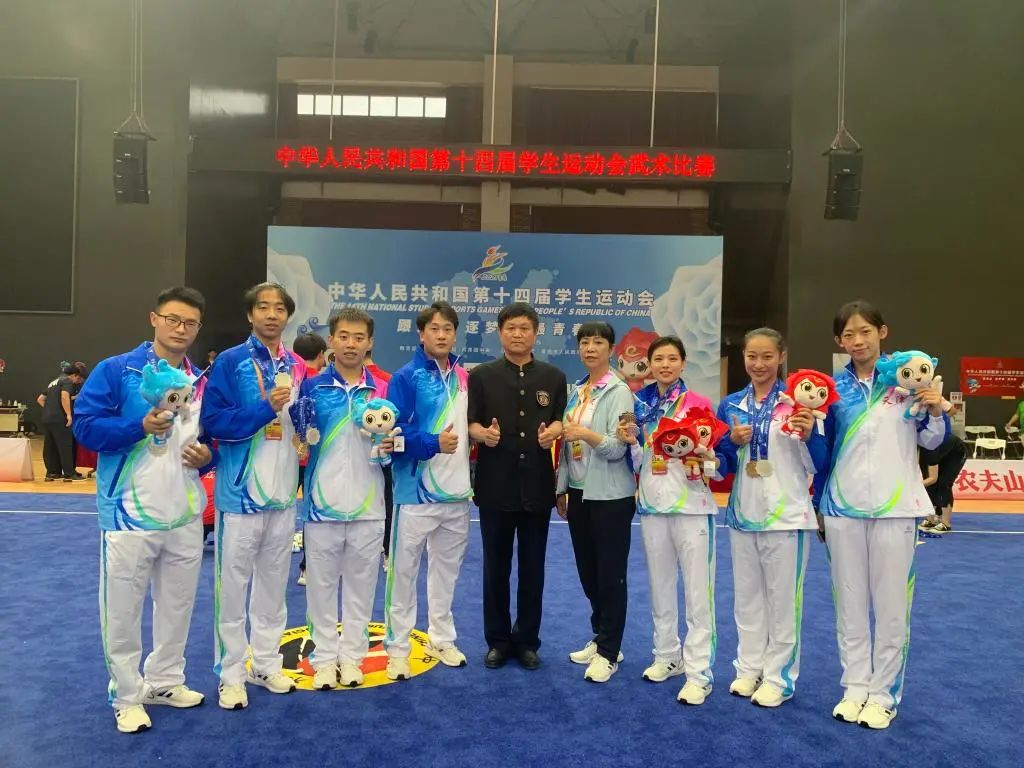 威尼斯官网武术队学运会载誉归来